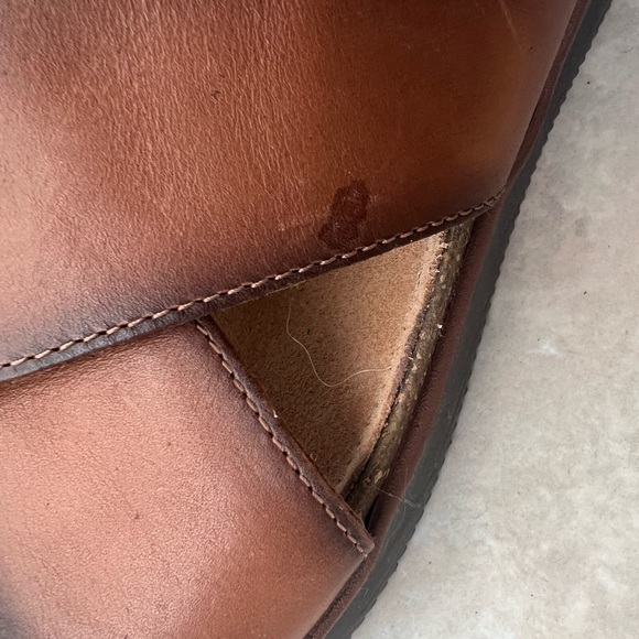 Clarks Brown Leather Sandals - Picture 4 of 4